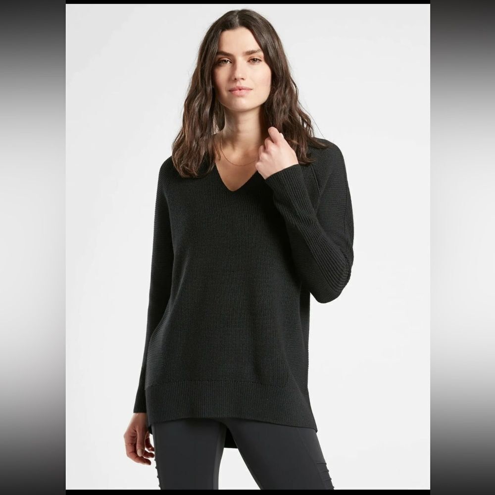 Athleta Hanover Merino Wool Sweater V Neck Small